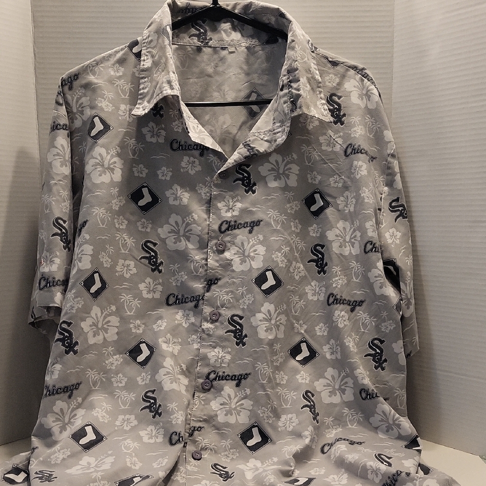 Chicago White Sox Hawaiian Short Sleeve Button Down Size Large Beggars Pizza